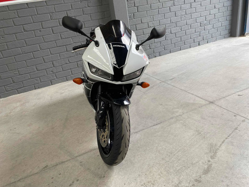 Imagen 4 de 8 de Honda Cbr 600rr