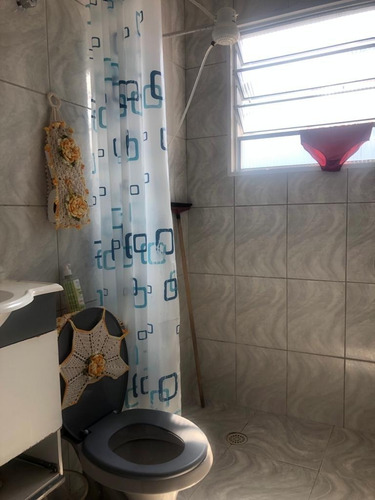 Imagem 5 de 15 de Sobrado A Venda Com 02 Dormitórios + Edícula Nos Fundos!!! Em Mongaguá