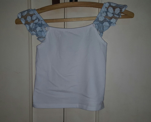 Musculosa Talle 12, Blanca Con Breteles Celeste