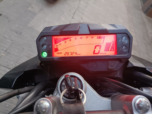 Imagen 1 de 11 de Yamaha Fz Fi 2.0