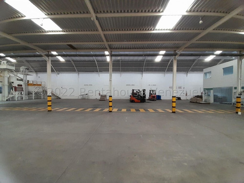 Imagen 29 de 30 de Galpón Comercial En Venta En Zona Industrial 2 Barquisimeto Lara ++23-14465 */ M.c T. N° +0-4-2-4- 5.5.6. 5.7. 5.9 *--**