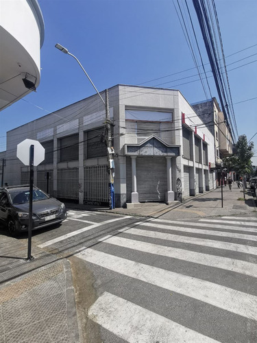 Local En Arriendo San Diego Con Ñuble 1.000m2