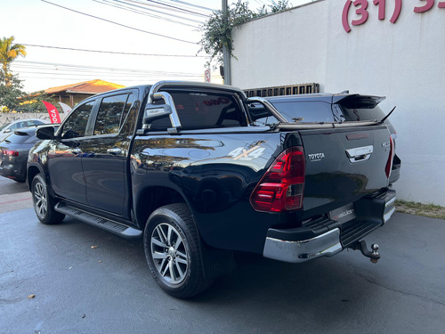 Toyota Hilux 2.8 Tdi Srx Cab. Dupla 4x4 Aut. 4p