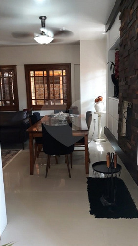 Imagem 2 de 30 de Casa 3 Dormitórios Bairro Teresópolis - Reo548505