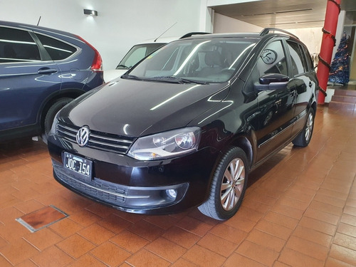 Volkswagen Suran 1.6 Highline 101cv 11c 2011