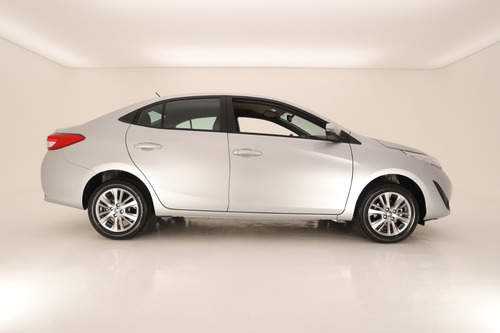 Imagen 4 de 15 de Toyota Yaris 1.5 107cv Xls 6mt 4 P My22
