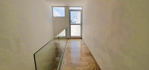 En Venta Casa Ubicada En El Manantial 3 Niveles 3 Rec Vl-24-1347