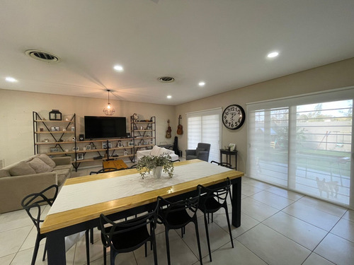 Imagen 7 de 30 de Venta | Casa Ayres De Los Arroyos | Oportunidad | Permuta