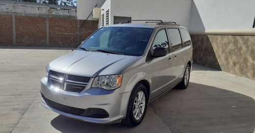 Imagen 1 de 15 de Dodge Grand Caravan 2018 3.6 Sxt At