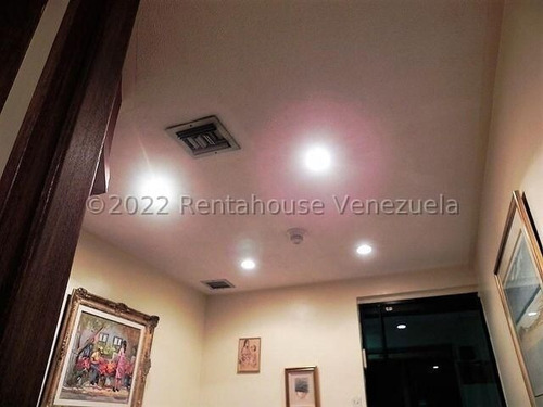 Imagen 3 de 17 de Local En Venta Mls #22-17982 - Laura Colarusso