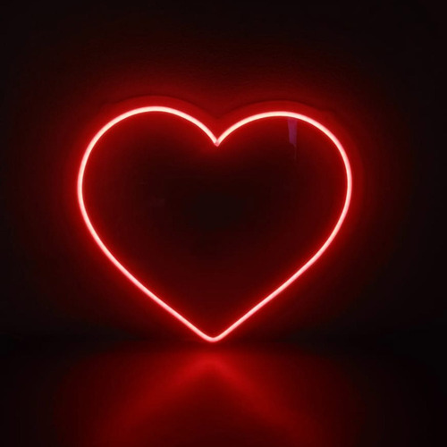 Imagen 2 de 7 de Cartel Neon Led Lampara Luz Corazón Mujer 220v App Bluetooth