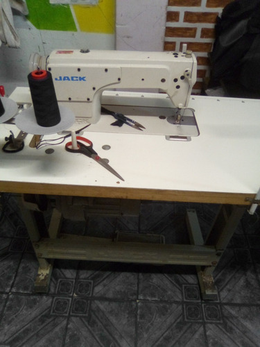 Vendo Urgente Recta Industrial Jack Impecable