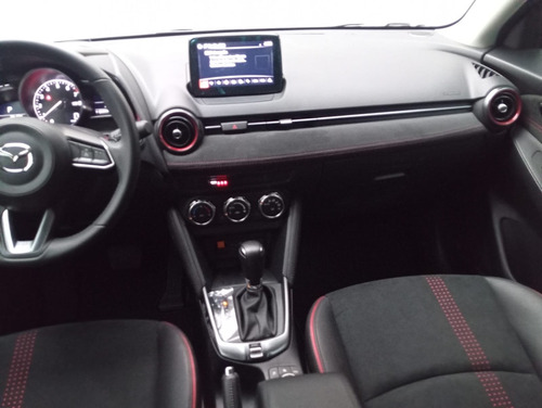 Mazda Mazda 2 2.0 Signature Sedan At