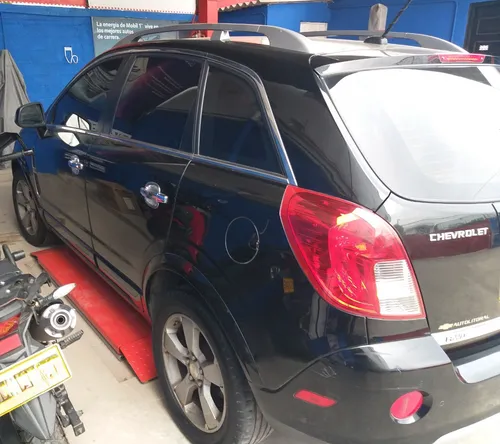 Chevrolet Captiva 3.0 Sport