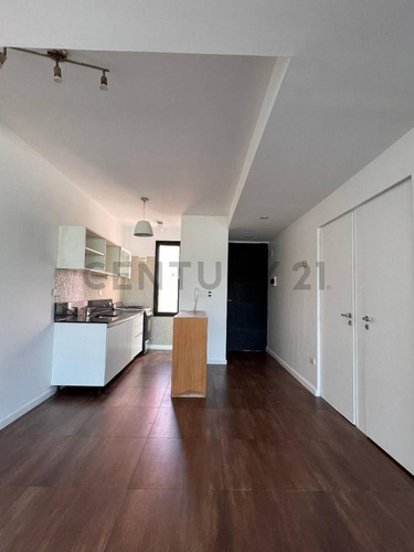 Imagen 14 de 30 de Venta Depto En Duplex Dos Amb. Suite Cochera Cubierta Patio Luminoso Nuñez
