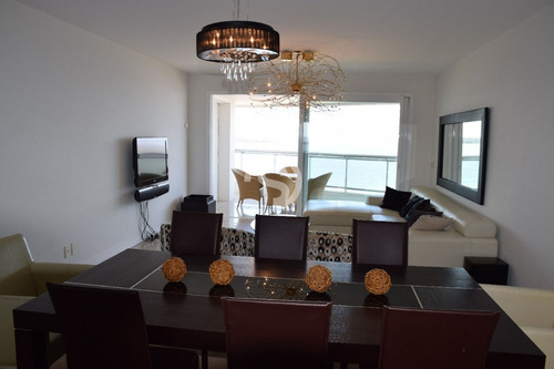 Apartamento En Mansa, 3 Dormitorios *- Ref: 4218