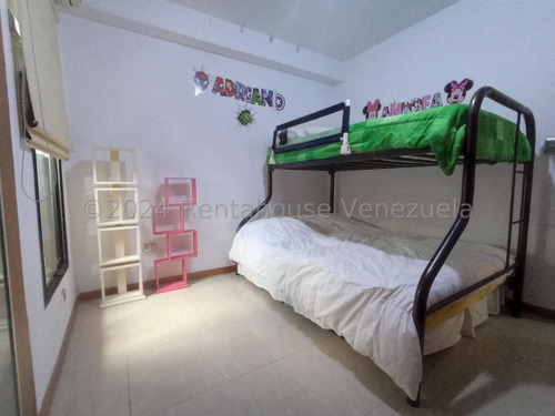 Excelente Apartamento En Venta En La Soledad Piso Bajo Planta Eléctrica Portátil Amoblado Gas Seguridad Cocina Empotrada 172 Metros Nela 25-2920