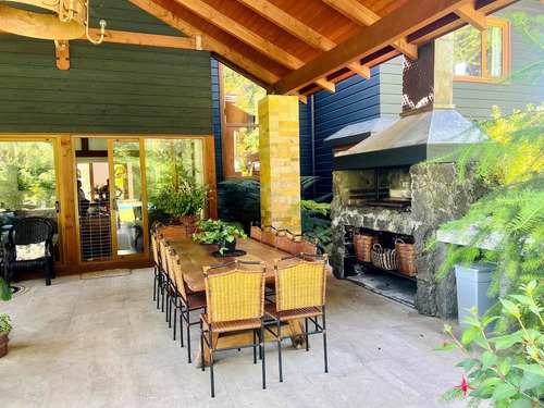 Imagen 10 de 20 de Espectacular Casa De 350 M2 Entre Villarrica Y Pucón