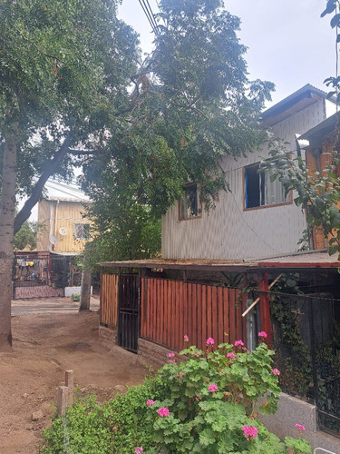 Vendo Casa Peñalolen, Las Torres Con Avenida Grecia