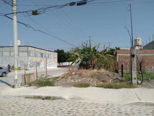 Imagen 4 de 6 de Terreno En Esquina, Puerta Navarra