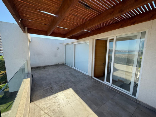 Puerto Velero :triplex Para 9 Personas. Terraza En Azotea.