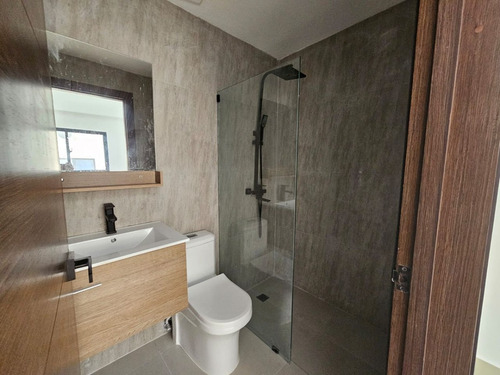 Apartamento En Venta En Mirador Norte, Santo Domingo, 95m2, 2 Hab. 2 Parqueos, Exclusivo Complejo Con Todas Las Comodidades Que Ofrece, Zona Tranquila, Seguridad, Oportunidad De Invertir En Tu Sueño.