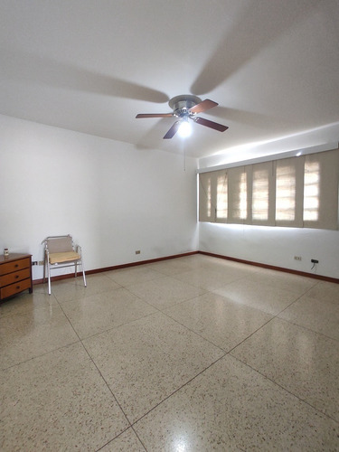 Venta De Casa En Las Acacias