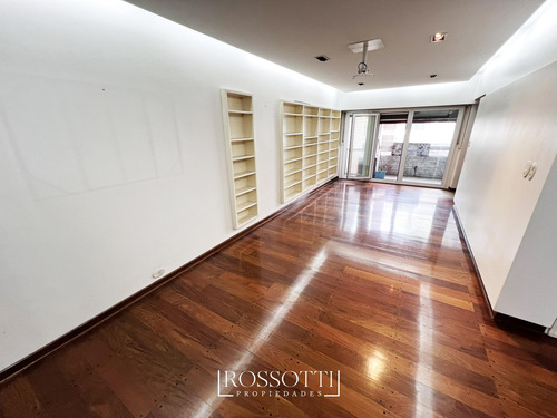 Exc. Piso De 4 Ambientes C/ Balcón Terraza - Gran Patio C/ Quincho - 4 Cocheras - Baulera