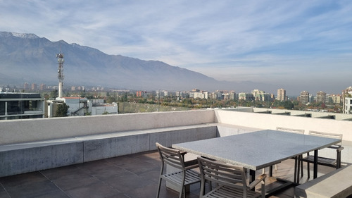 Impecable Como Nuevo!!! Excelente Ubicacion, Piso 3 Oriente