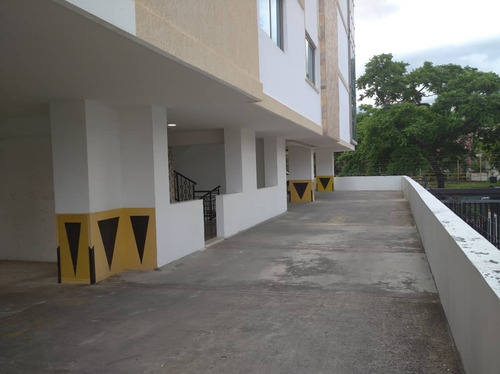 Imagen 9 de 9 de Oficina En Venta En La Arboleda Maracay /// 04243385555