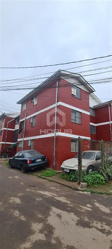 Departamento En Venta De 3 Dorm. En Cerrillos