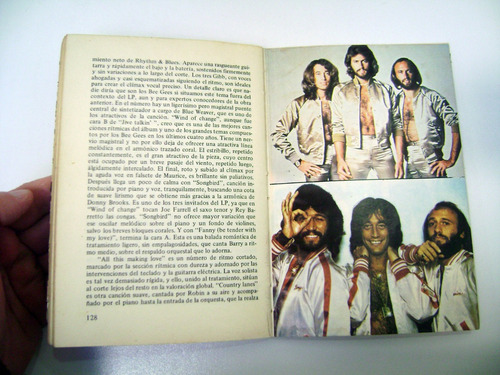 Bee Gees Night Fever & Sgt Peppers Sierra Musica Disco Boedo (Usado)