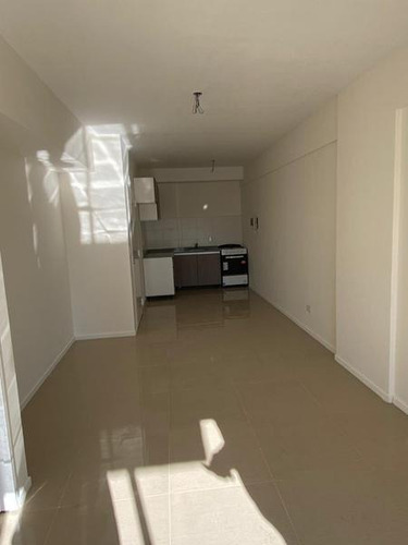 Imagen 4 de 30 de Departamento - Flores