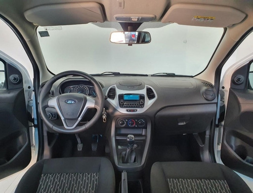 Imagem 5 de 10 de Ford Ka + Sedan