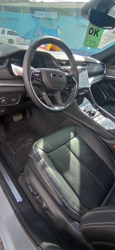 Imagen 6 de 16 de Jeep Grand Cherokee Overland