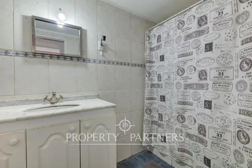 Duplex En Luis Thayer Ojeda, Metro Tobalaba, Provi...