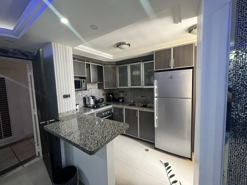 Imagen 6 de 10 de Eduardo Sequera Vende Apartamento Res Caranday Paraparal