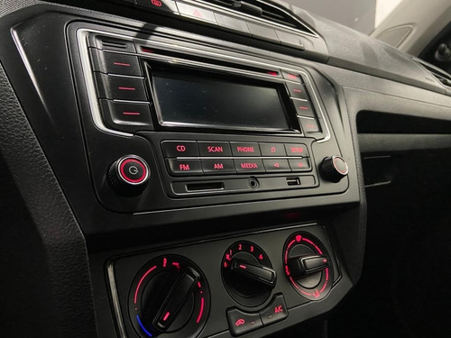 Imagem 13 de 15 de Volkswagen Gol 1.6 2020 - 33.000km