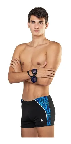 Short de natacion hombre sale
