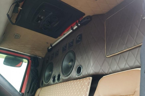 Volkswagen 24-280 6x2 Carroceria