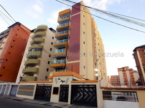 Apartamento En Venta A Estrenar Urb. El Bosque, Las Delicias, Maracay, 24-12029 Mv