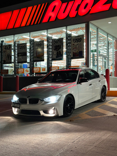 Bmw 328i, Modelo 2012 Twin Turbo 4 Cilindros