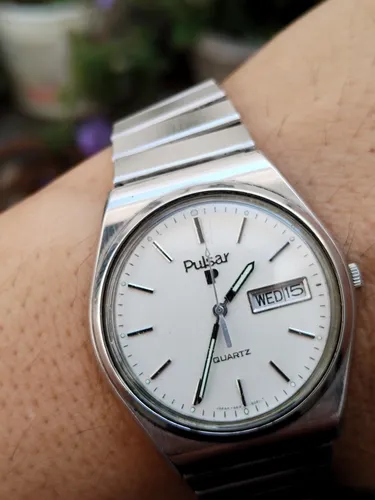 Pulsar quartz hot sale