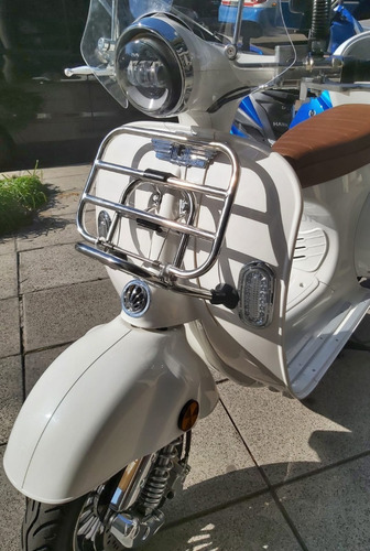 Imagen 21 de 25 de New Vespa Sunra Moto Okm Batería De Litio V