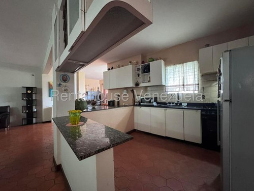 Casa En Venta El Marquéz 25-21211 Lv