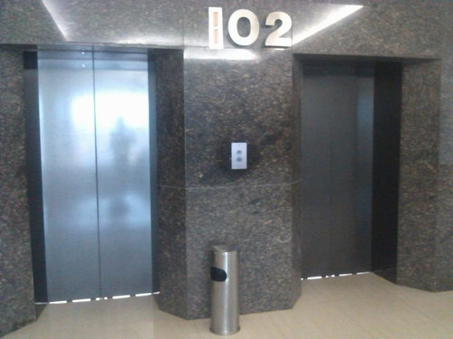 Imagen 4 de 11 de Oficina En Alquiler En Ccp, Av. Alirio Ugarte Pelayo