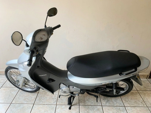 Imagem 3 de 12 de Honda Biz