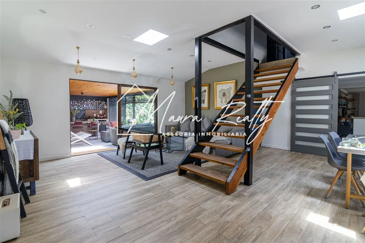 Imagen 1 de 29 de Casa En Venta De 5 Dorm En Suit. En Lo Barnechea !