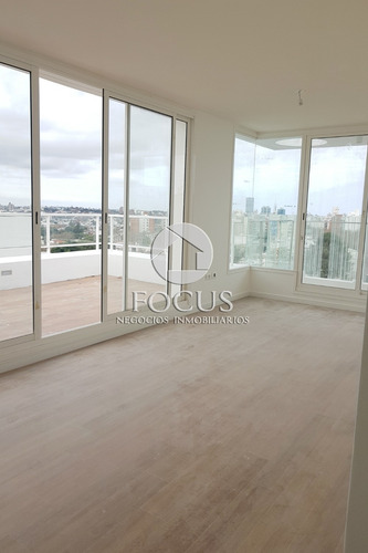 Imagen 1 de 14 de Venta Apartamento Penhouse 3 Dormitorios Parrillero Centro