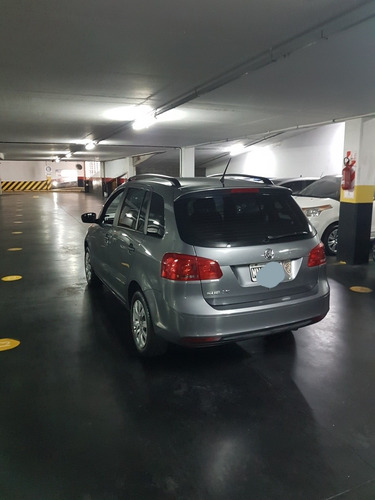 Volkswagen Suran 1.6 Comfortline 101cv 2013